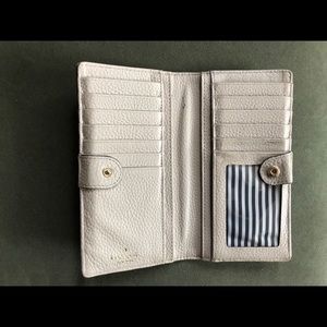 Cream Kate spade wallet